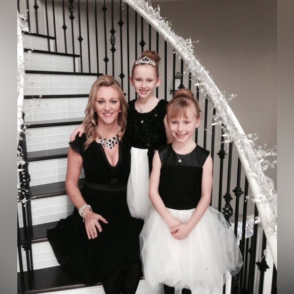 Black silk A Line dress - Picture 5 of 5